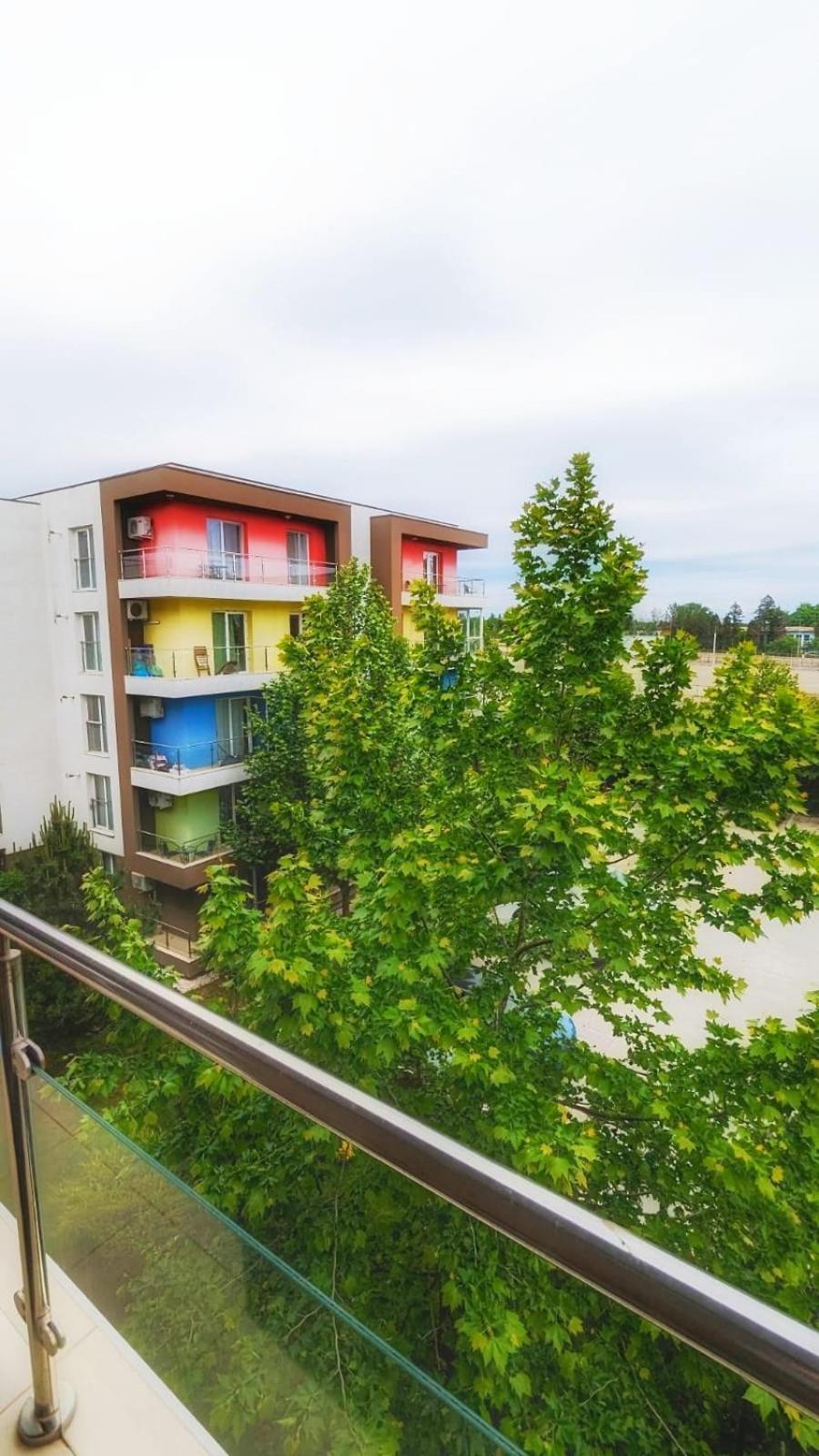 Airport Apartment 70 Squared Meters Отопени Екстериор снимка