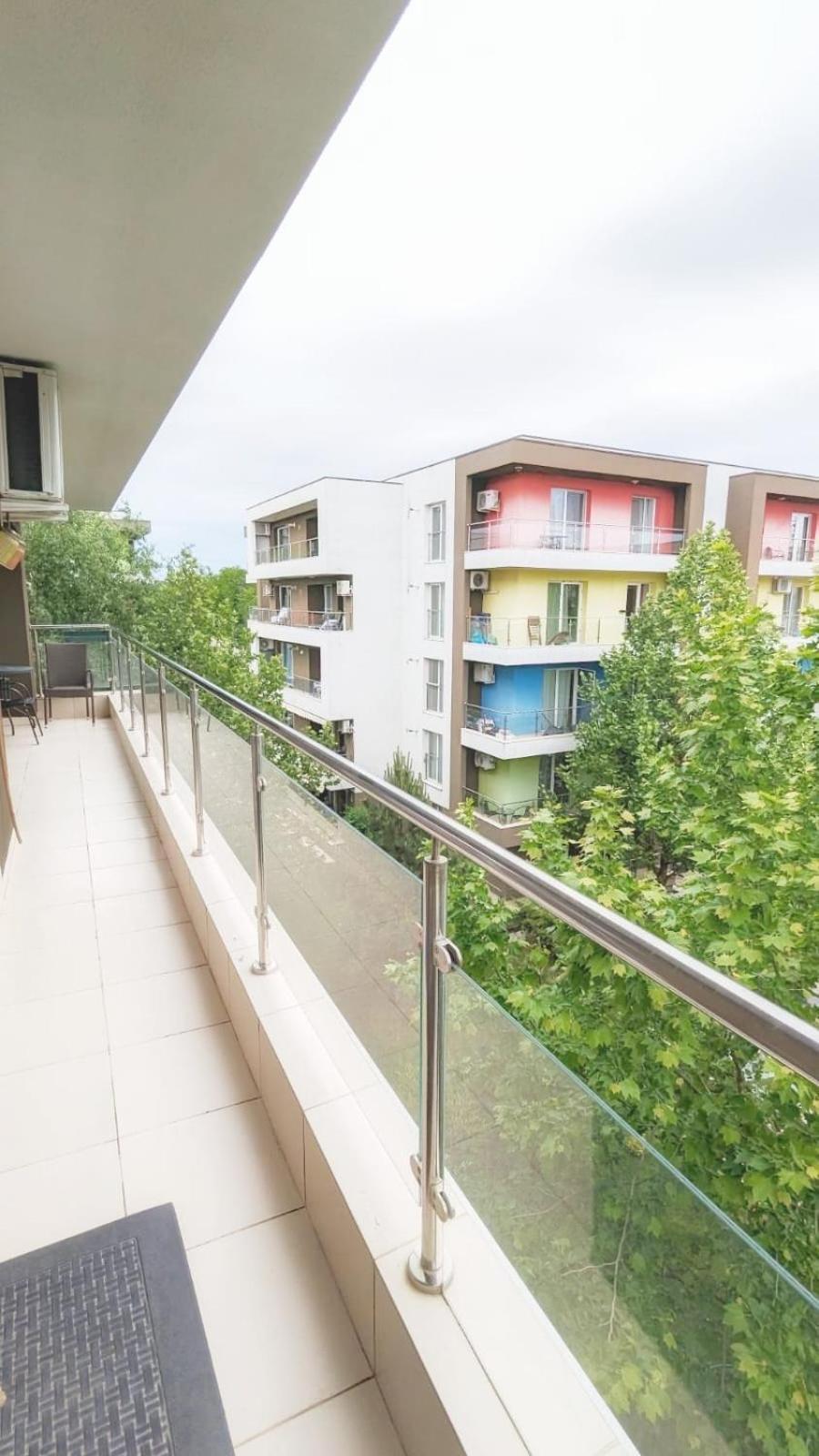 Airport Apartment 70 Squared Meters Отопени Екстериор снимка
