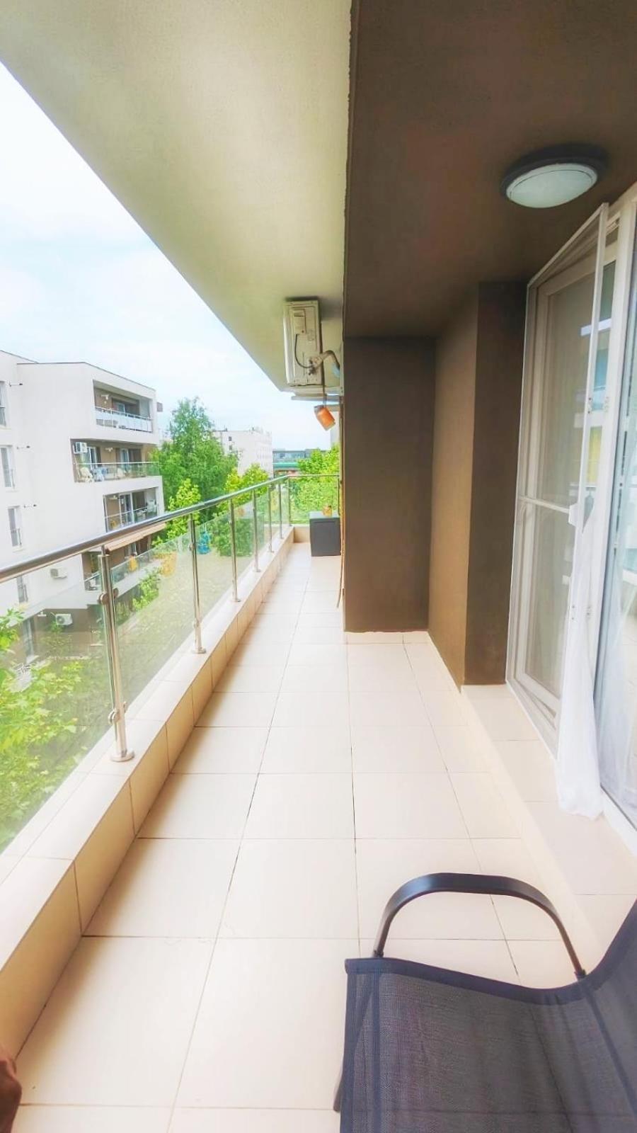Airport Apartment 70 Squared Meters Отопени Екстериор снимка